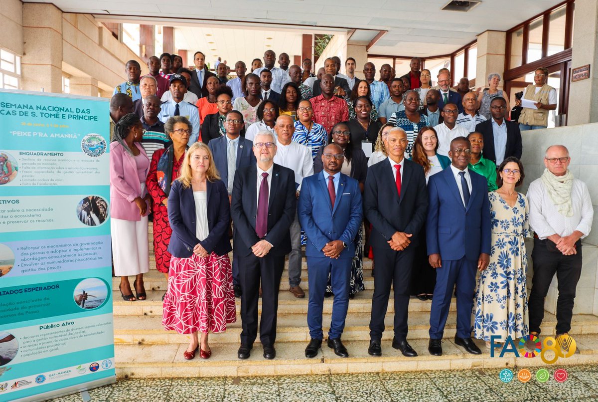 Sous le slogan "Du poisson pour demain", à Sao Tomé et Principe, la FAO, à travers les Programmes #FISH4ACP et #EAFNANSEN, soutient et participe à la 3e édition de la Semaine Nationale de la Pêche.
#BlueTransformation