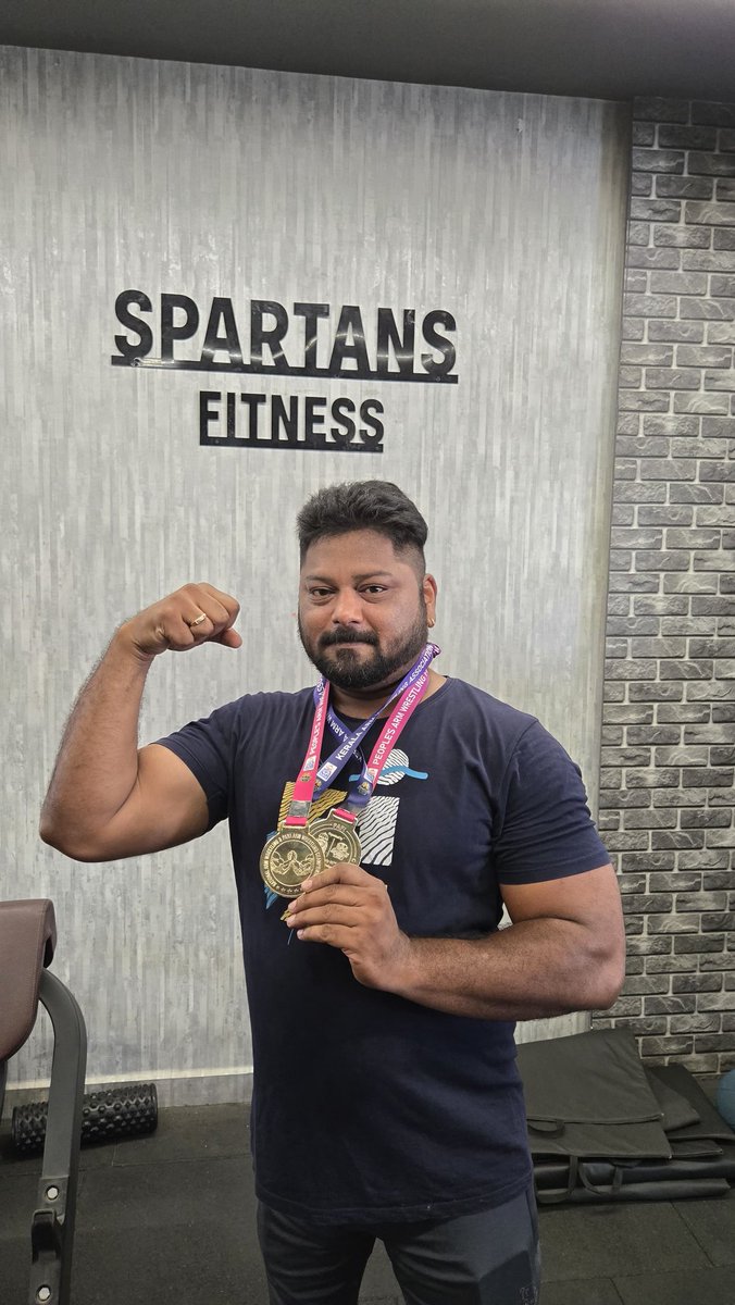 pushparaj_yuva's tweet photo. Won the Gold 🥇 National Para armwresling championships 2025 at #Kerala
@ProPanjaLeague @wafarmwrestling

#India #letsbrewit #brewit #ArmWrestling #paraarmwrestling #ProPanjaLeague #IndianSpors #Trending #paralympics
#viral #Pushpa #tamilnadu https://t.co/g0PEkWVBoP