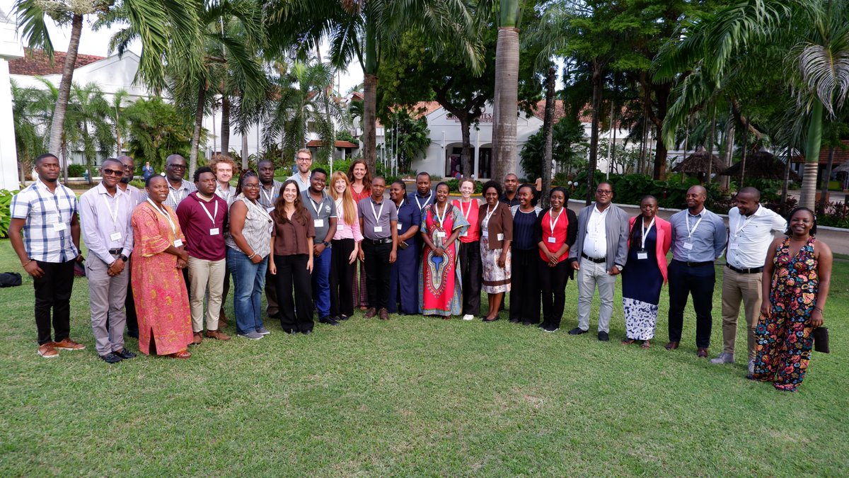 The #PROTECTnetwork was in Mombasa for its annual meeting! 
Stimulating exchange as we continue advancing towards the decade of #MaternalVaccines!
To learn more➡️ protect-network.org 
<a href="/EDCTP3/">Global Health EDCTP3</a> 
<a href="/ISGLOBALorg/">ISGlobal</a>  <a href="/Manhica_CISM/">CISM Manhiça</a>  <a href="/AKUGlobal/">Aga Khan University</a> <a href="/KUHeS_mw/">Kamuzu University of Health Sciences</a> <a href="/mujhu_care_ltd/">MU-JHU Care LTD | MU-JHU Research Collaboration</a>