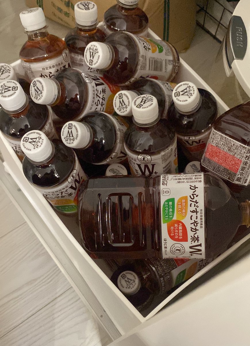 yr09211's tweet photo. 血糖値高くて糖尿病になると宣告された今の私 https://t.co/kDjEEHaknJ