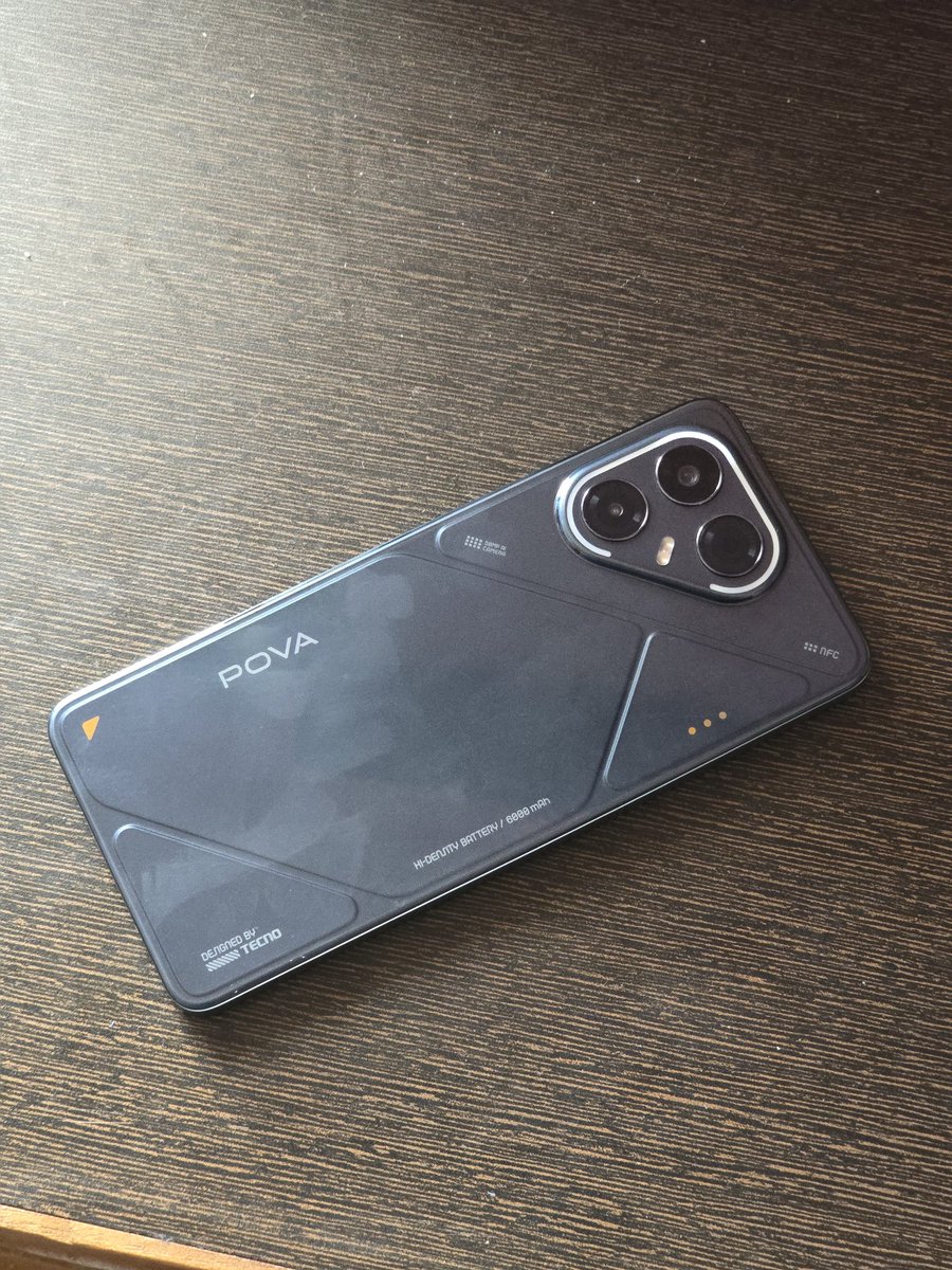amdebasist's tweet photo. Here is the Upcoming #TecnoPova7 Design &amp; Looks , - design looks dope af 🔥 👌 
#TecnoMobileIndia #BetterFasterStronger #TecnoPova 
@TecnoMobileInd https://t.co/CH5tb2hmAP
