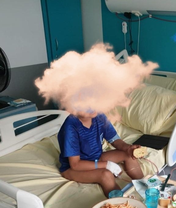 Visite des malades 🤝🏼💙 زيارة المرضى (@ziyaraproject) on Twitter photo Notre petit patient Abderrahim en attente d'une greffe à l'hôpital à Paris 12 ème rêve de le rencontrer. Pouvez-vous nous aider à rendre cela possible en mentionnant <a href="/KMbappe/">Kylian Mbappé</a> merci la famille ! Notre petit patient Abderrahim en attente d'une greffe à l'hôpital à Paris 12 ème rêve de le rencontrer. Pouvez-vous nous aider à rendre cela possible en mentionnant <a href="/KMbappe/">Kylian Mbappé</a> merci la famille !