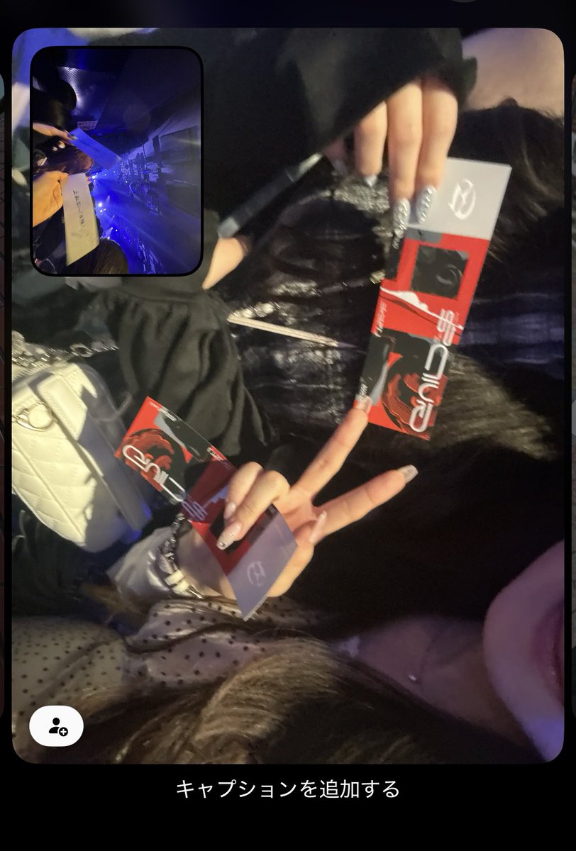 らな tweet media