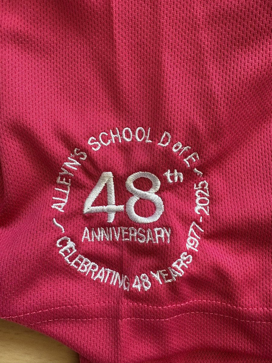 Duke of Edinburgh’s Award @Alleyns_School (@alleyns_dofe) on Twitter photo Handing out the team stash getting ready for the Gold qualifying in the Brecon Beacons. This is our 48th summer qualifying <a href="/AlleynsSchool/">Alleyn's School</a> <a href="/_JaneLunnon/">Jane Lunnon</a> #AlleynsDofE #AlleynsAdventure <a href="/DofE/">The Duke of Edinburgh’s Award</a> <a href="/Alleyns_AW/">Alleyn's Activities Week</a> 🥾🥾🏕️🏕️⛺️⛺️ Handing out the team stash getting ready for the Gold qualifying in the Brecon Beacons. This is our 48th summer qualifying <a href="/AlleynsSchool/">Alleyn's School</a> <a href="/_JaneLunnon/">Jane Lunnon</a> #AlleynsDofE #AlleynsAdventure <a href="/DofE/">The Duke of Edinburgh’s Award</a> <a href="/Alleyns_AW/">Alleyn's Activities Week</a> 🥾🥾🏕️🏕️⛺️⛺️