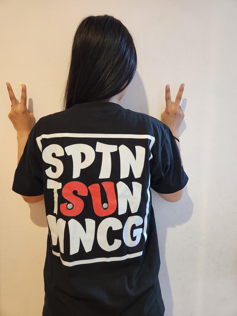 lilyandmarie's tweet photo. #みんちが のTシャツ届いたーーー✌️✌️わーい🎶✨️
#TsuN さんありがとーー😆✨️ https://t.co/c6AahMyiwa
