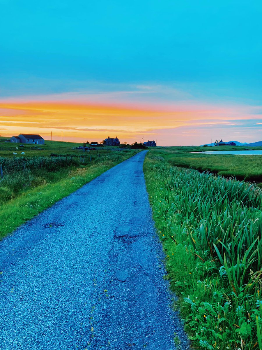 A competitor audit looks at:
 Location &amp; availability
 Guest reviews &amp; expectations
 Facilities &amp; unique features
 How others promote themselves
 Pricing—but also value
#TourismBusiness #RuralTourism