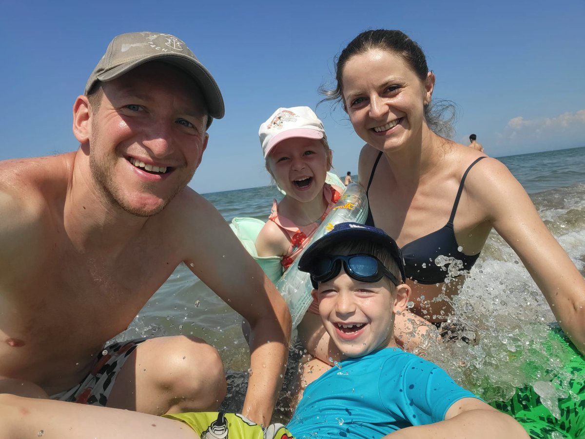 Udałem się wraz z delegatami na wybrzeże Toskanii, żeby rozmawiać z przedstawicielami włoskiej federacji o przyszłości europejskiego futbolu.

Czas na chwilę się wylogować! 😉

Ukłony!