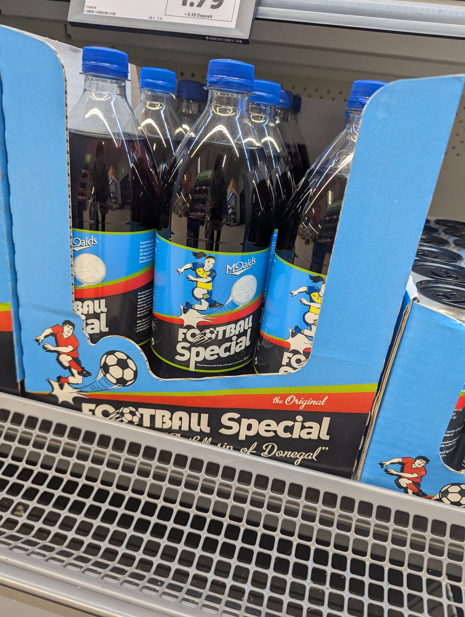 I've such an urge to see if Football Special mixes well with Fernet.

Could be the ultimate Irish-Argentine refreshment 🇮🇪🇦🇷