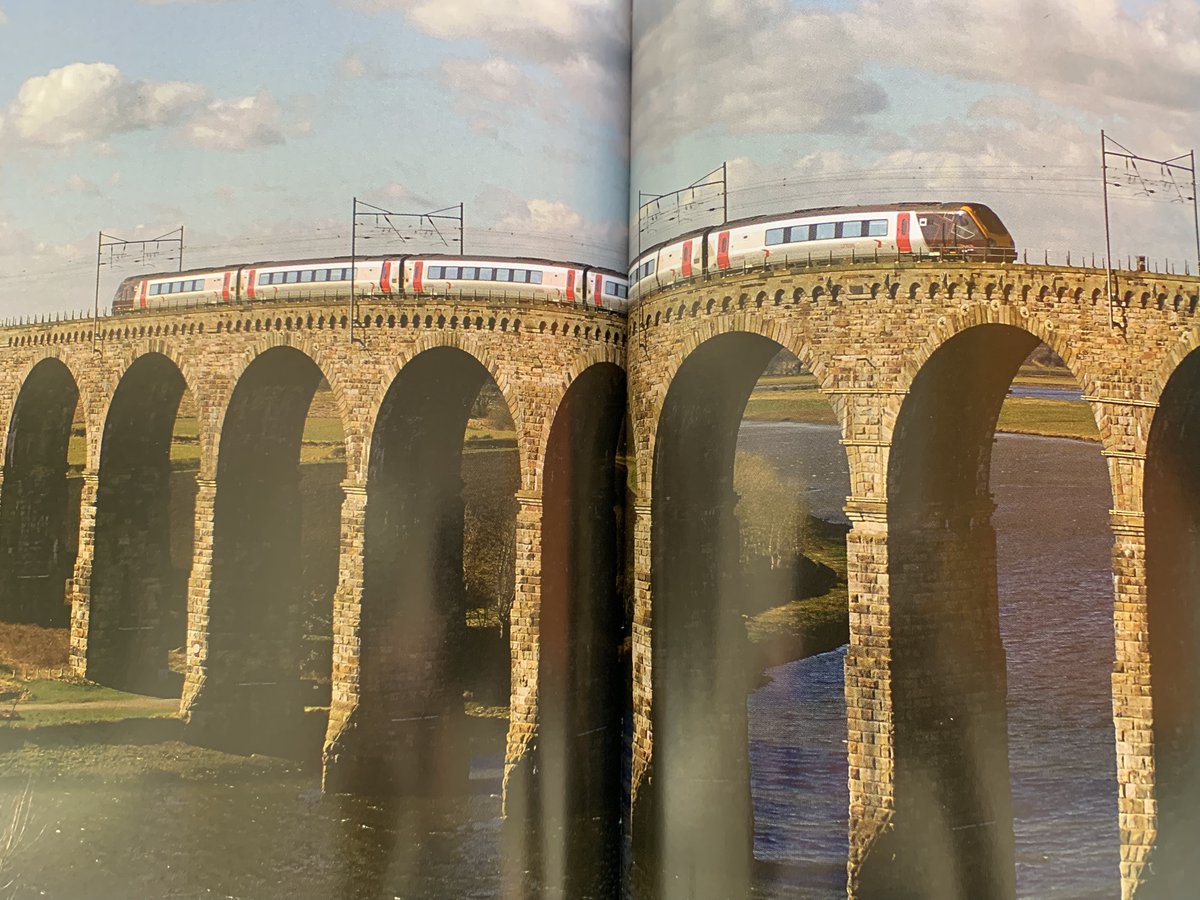 A border skirmish at Berwick. The town's castle wasn't conquered by vast armies, the North British Railway that smashed castle walls. The station platforms are built directly over the castle.
Another teaser from 'On the Tracks of the Flying Scotsman'.
open.substack.com/pub/davidpendl…