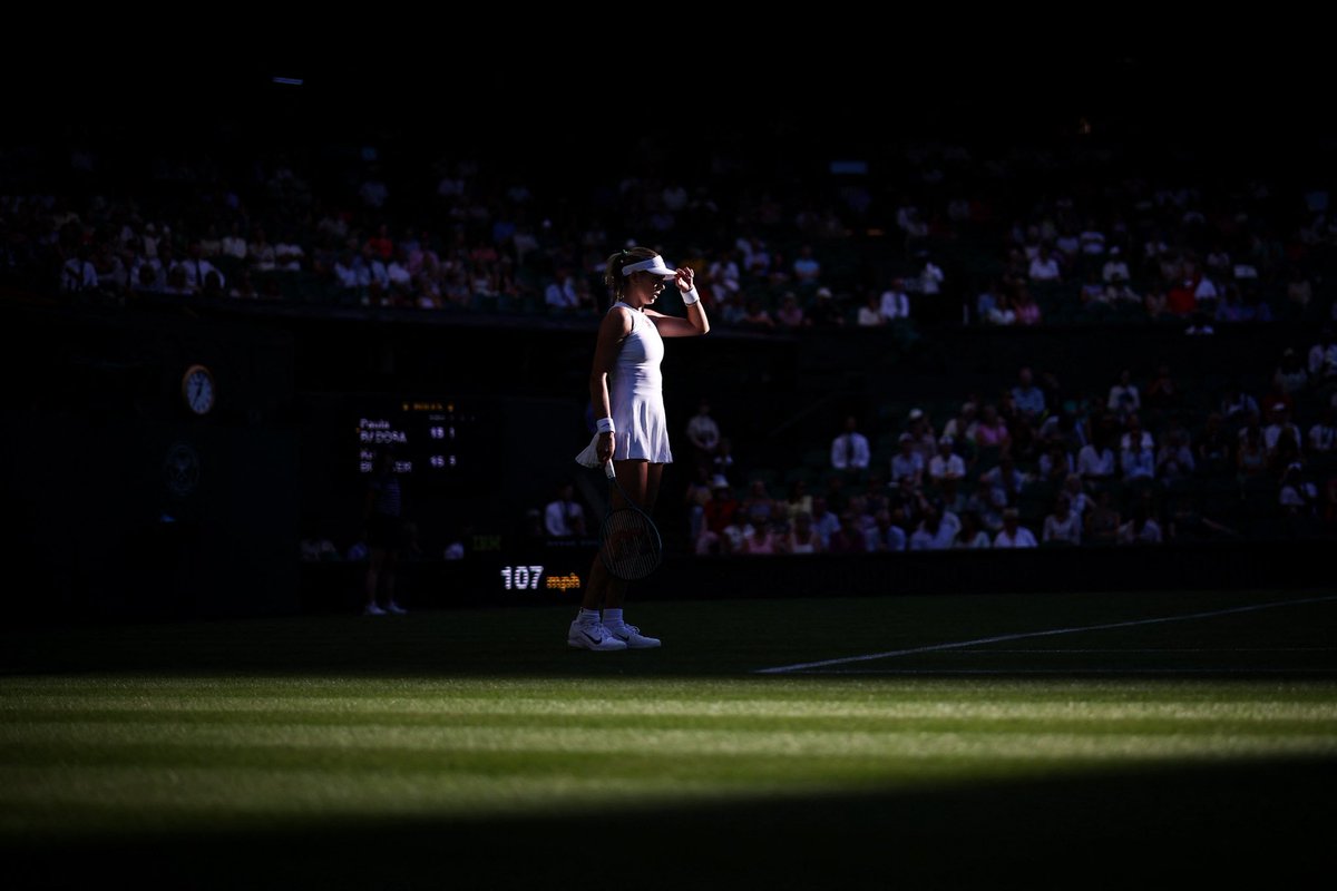 katiecboulter's tweet image. Just me, Centre court @Wimbledon , and all the feels 🥹✨