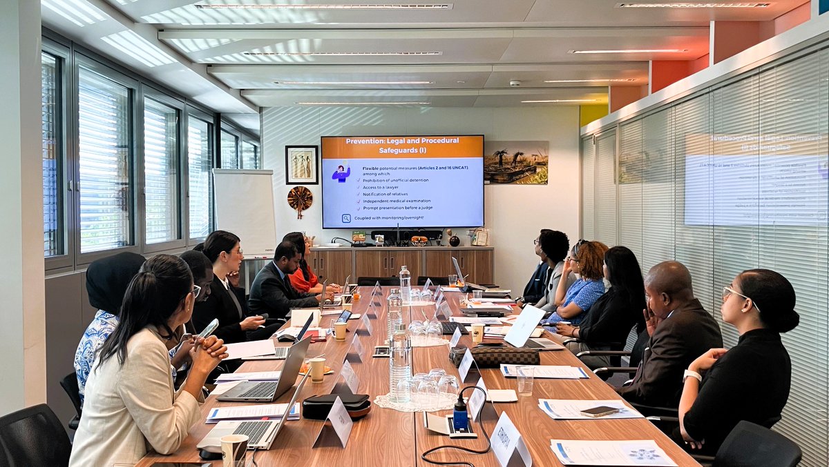 cti_uncat's tweet image. ❓What are the main obligations under #UNCAT? How can they best be implemented❓These were key questions explored today during CTI&apos;s briefing with the #SIDS and #LDCs Trust Fund delegates from 🇧🇩 🇧🇮 🇨🇻 🇨🇩 🇩🇴 🇫🇯 🇬🇲🇲🇼🇲🇻, who shared experiences, challenges, and best practices.