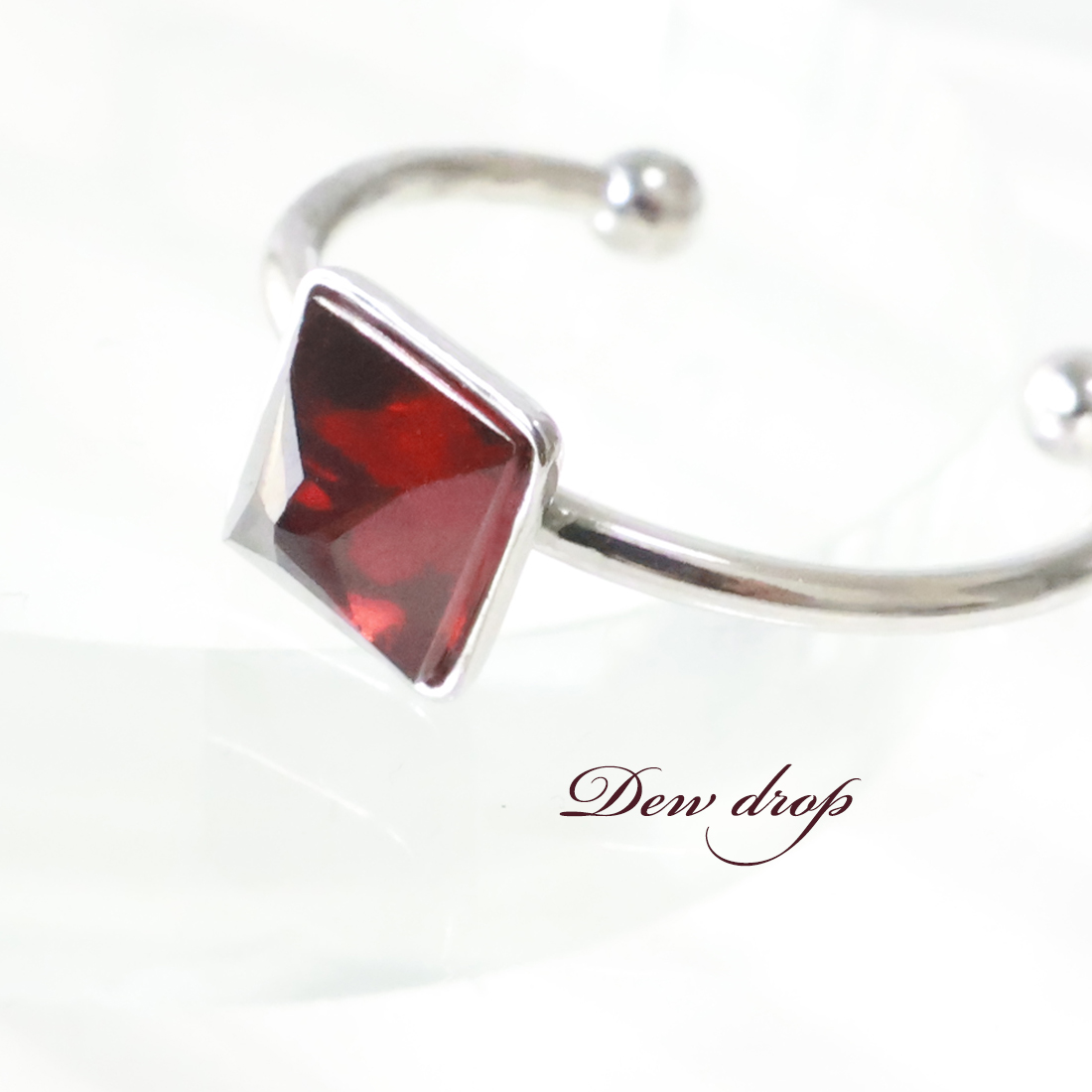 dewdrop_gem's tweet photo. #デザフェス61 
デザインフェスタvol.61
■　dew drop　■
金属アレルギー対応
天然石とステンレスのシンプルアクセサリー

7/5 (土)、7/6(日)
両日 10:00 〜 18:00
会場:東京ビッグサイト 南館 4F　R351 https://t.co/D90wuG156C