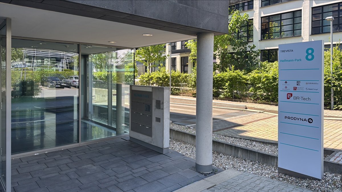 We’re proud to announce that our German headquarters have officially relocated from Neu-Isenburg to Eschborn. You can now find us at:

PRODYNA SE
Helfmann-Park 8
65760 Eschborn

Here’s a glimpse inside our new offices!

#PRODYNA #Headquarters #NewOffice #Eschborn #Teamwork