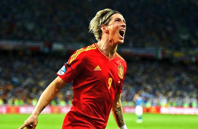 Fernando Torres es el ÚNICO JUGADOR EN LA HISTORIA en marcar en 2 finales de Eurocopa (2008 y 2012). #TalDiaComoHoy de hace 13 años lo hizo en la final de la Euro-2012 ganada 4-0 a Italia (1.7.2012). Un jugador único, irrepetible... y atlético 🇦🇹, pese a quien pese ¡Aúpa Atleti!