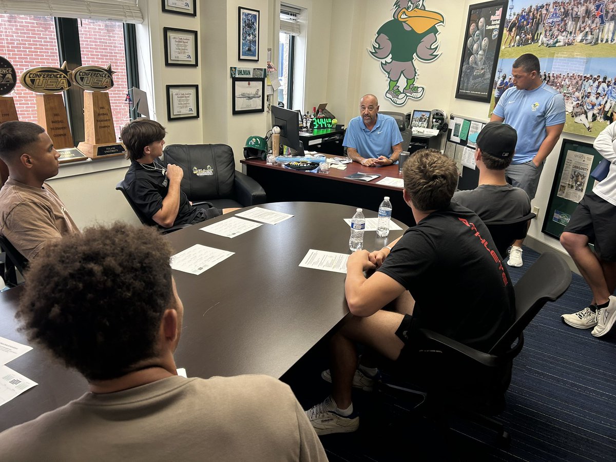 The newbies are here!

#RollWave 🌊 ⚾️