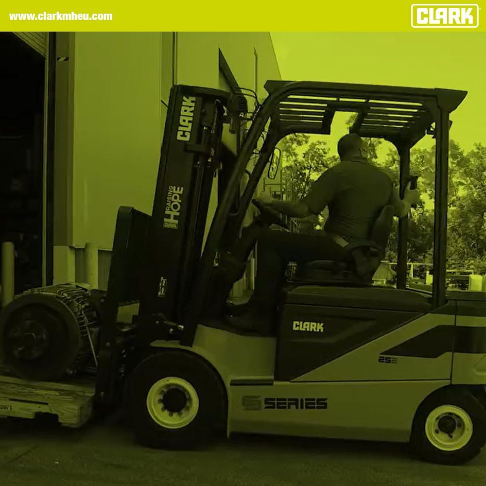 🛠 Built to Last – that’s not just a slogan, it’s a promise.

CLARK forklifts are engineered for strength, tested for endurance, and trusted by professionals worldwide.