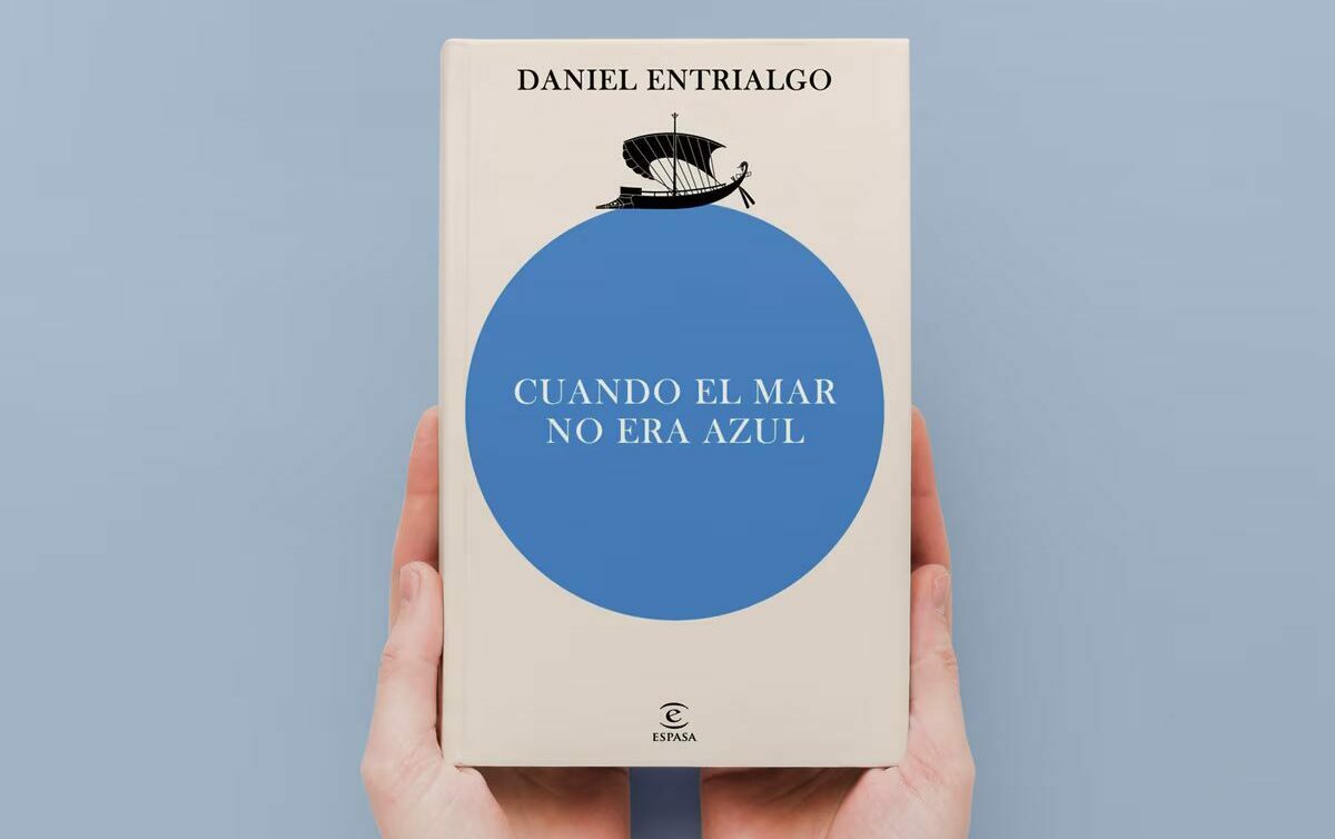 hoyesarte.com (@hoyesarte_com) on Twitter photo ✍️ Daniel Entrialgo publica 'Cuando el mar no era azul', una biografía "no autorizada" del color azul que recorre su historia y simbolismo, desde su ausencia en la Antigüedad hasta su auge en la Edad Media...
🔵 hoyesarte.com/literatura/cua…
<a href="/editorialespasa/">Editorial Espasa</a> ✍️ Daniel Entrialgo publica 'Cuando el mar no era azul', una biografía "no autorizada" del color azul que recorre su historia y simbolismo, desde su ausencia en la Antigüedad hasta su auge en la Edad Media...
🔵 hoyesarte.com/literatura/cua…
<a href="/editorialespasa/">Editorial Espasa</a>