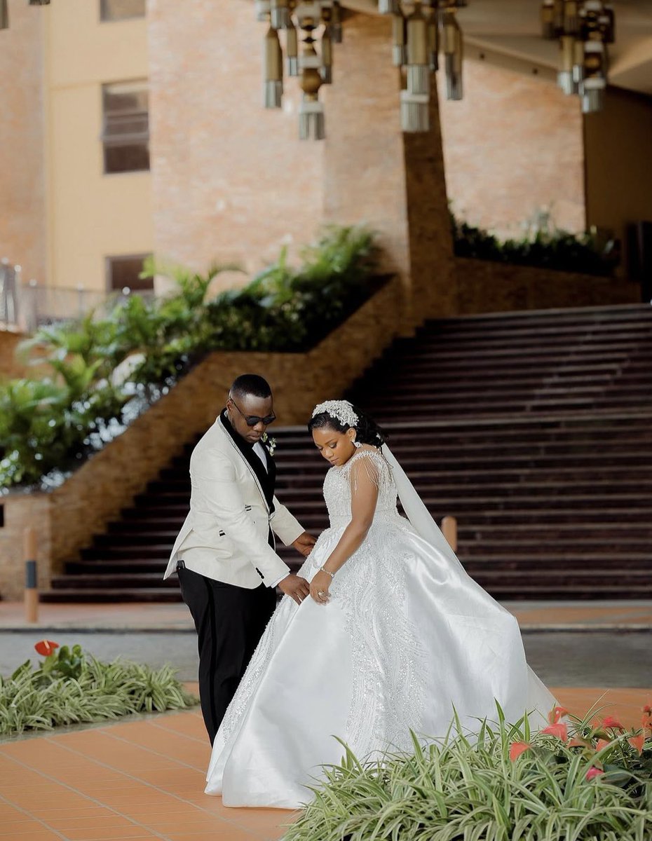 NARVY SUE ATELIER (@narvysueatelier) on Twitter photo J&C radiated elegance on their wedding day! It was our utmost honour not only to design J’s custom suit but also a matching suit for his stunning bride, C Wishing you both a lifetime of love
#narvysueatelier
ORDER NOW (+256780264791)
@shariffurnitures.ug
📷 <a href="/Sharifphotogra2/">Sharif photography📸</a> J&C radiated elegance on their wedding day! It was our utmost honour not only to design J’s custom suit but also a matching suit for his stunning bride, C Wishing you both a lifetime of love
#narvysueatelier
ORDER NOW (+256780264791)
@shariffurnitures.ug
📷 <a href="/Sharifphotogra2/">Sharif photography📸</a>