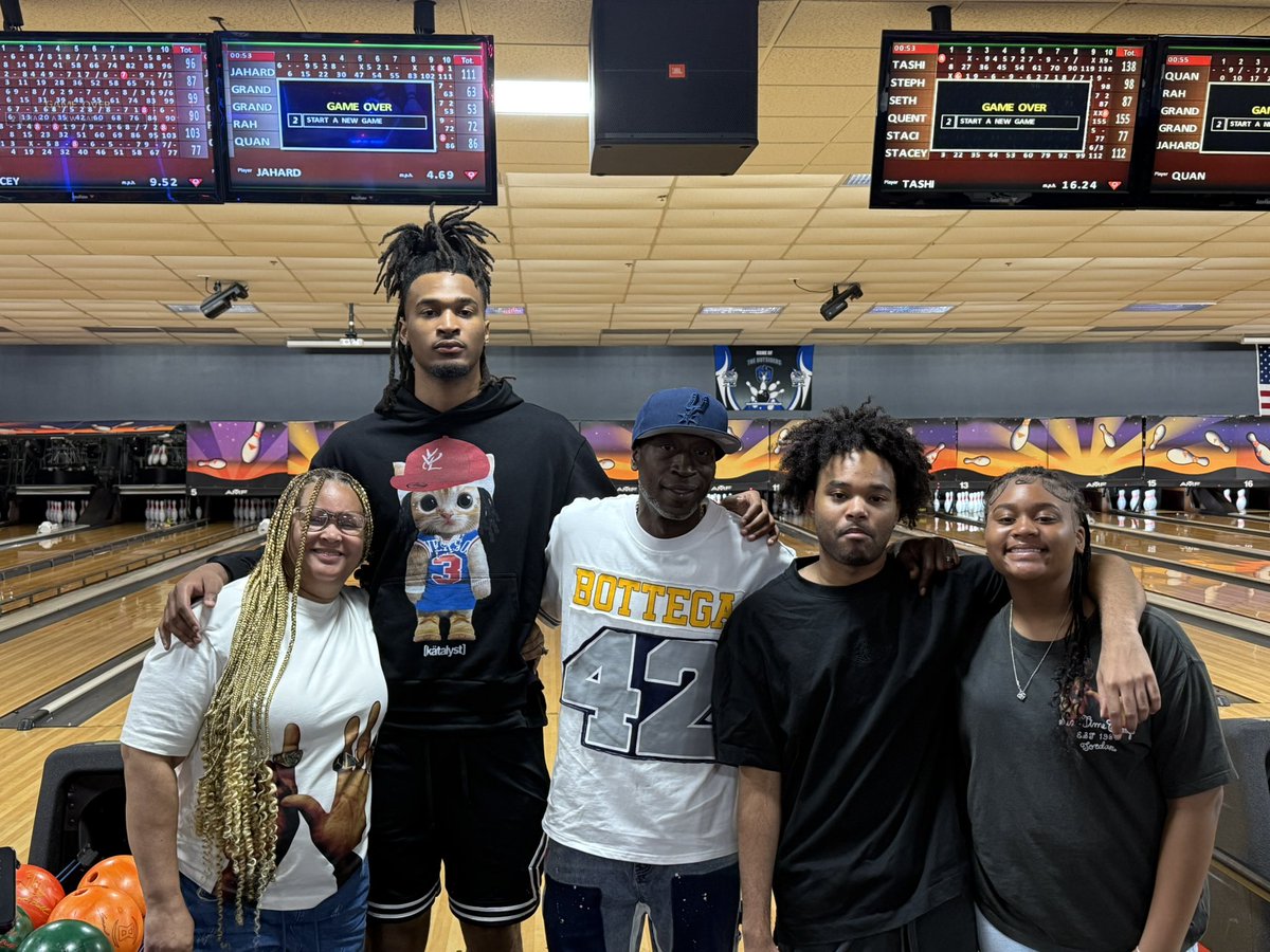 castlestacey6's tweet photo. Happy Born Day my guy @morequent!! Love you son!! I pray the world returns a small portion of that GREAT ENERGY you constantly put out! keep being the dope soul you are....it truly is a pleasure and an honor to be your Dad!! 🎉🎂❤️💯🙏🏽 #year25loading https://t.co/E2QzYvuElC