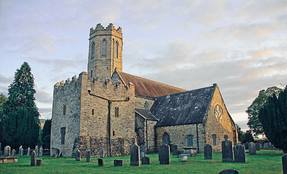 Excited to be playing at St. Mary’s in Tipperary as part of Junction Arts Festival Clonmel on Friday July 11th. <a href="/perleemusic/">Perlee</a> will join me onstage for the show.
Info here:
junctionfestival.com/event/oisin-le…