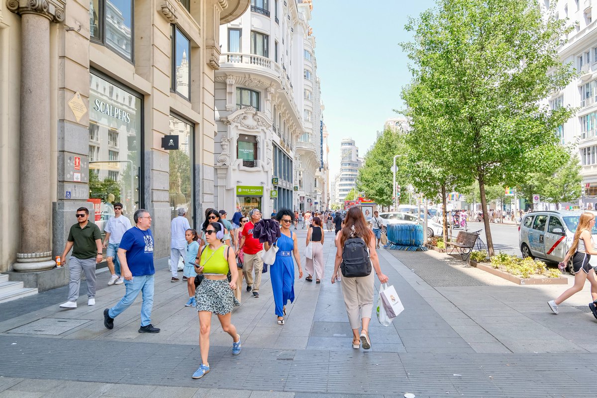 Melissa & Chris Bruntlett tweet media