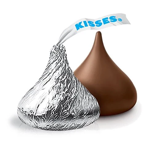 townhallcom's tweet photo. 🔥NEW — Hershey is set to remove ALL synthetic dyes from it's products by the end of 2027.

HUGE! https://t.co/ONs9i2DXP9
