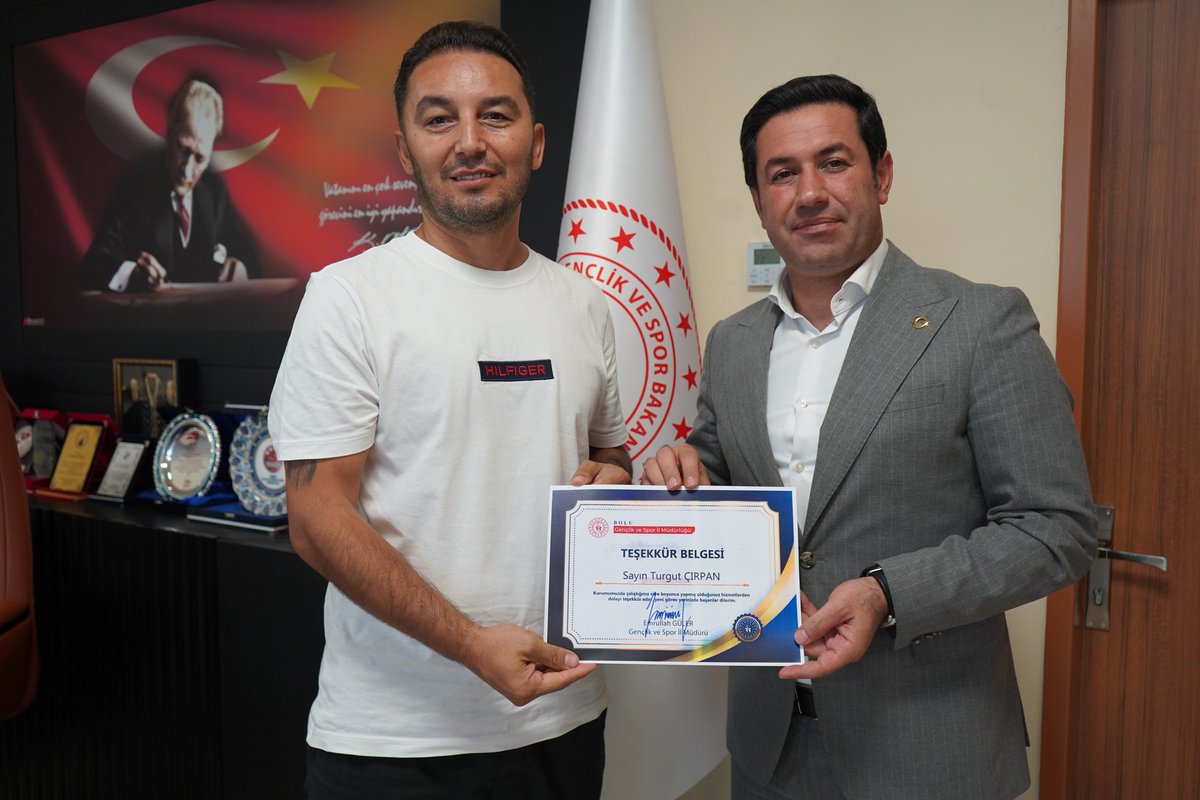 Bolu Gençlik ve Spor il Müdürlüğü olarak bugüne kadar göstermiş olduğu özverili çalışmalarından dolayı Turgut Çırpan'a teşekkür eder, yeni görev yerinde sağlık, huzur ve başarılar dileriz.