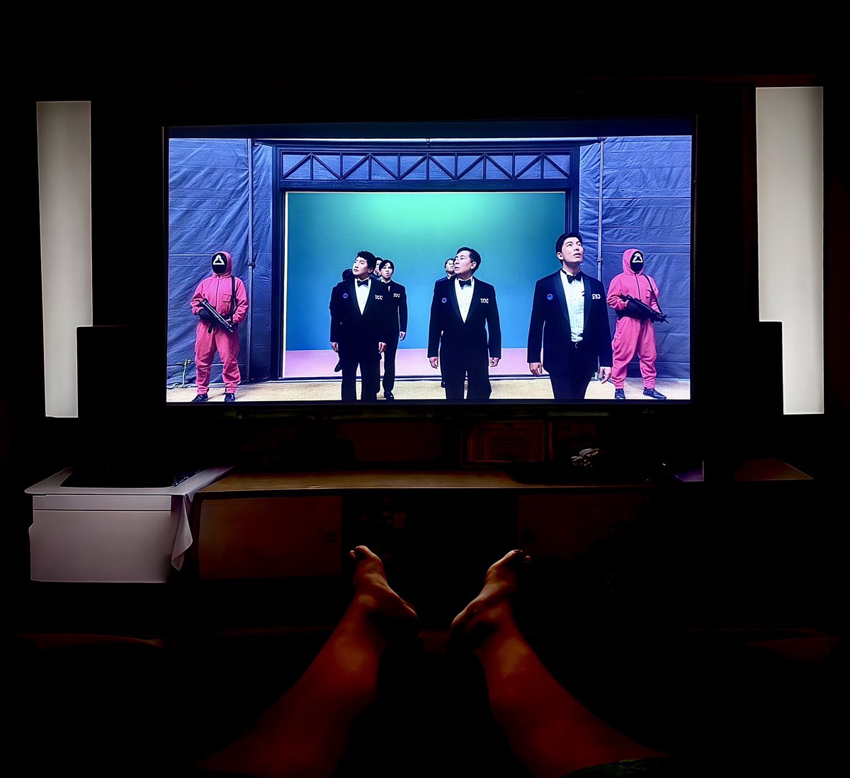 มาดู SquidGame ที่บ้านเรามั้ย มาแต่ตัวเสื้อผ้าไม่ต้อง 👅