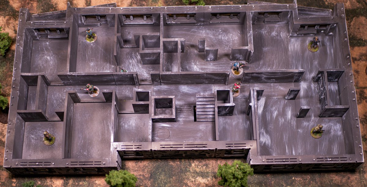 And its Live! The Massive Soviet Style Panel Building 121 from <a href="/Combatoctopus/">CombatOctopus Models and Miniatures</a> 

For all your Zona Alfa, Specter:Operations, Asymmetric Warfare and every other Modern Rules!
Cold War, modern or Ultramodern - its a impressive Centerpiece!

Go Back it now! 
myminifactory.com/frontier/print…