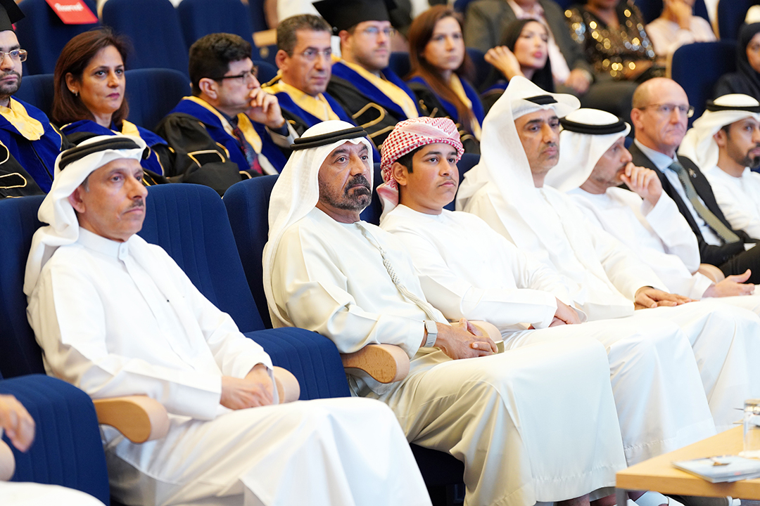 HHAhmedBinSaeed's tweet image. في عامها الخامس والثلاثين، تواصل جامعة الإمارات للطيران ترسيخ مكانتها كمؤسسة رائدة في تطوير التعليم المتخصص في قطاع الطيران، وتعزيز دورها في إعداد الكفاءات التي تقود مستقبل الصناعة، حيث أسهمت منذ انطلاقتها في تخريج أكثر من 26 ألف طالب، شكلوا إضافة نوعية لقطاع الطيران داخل دولة…