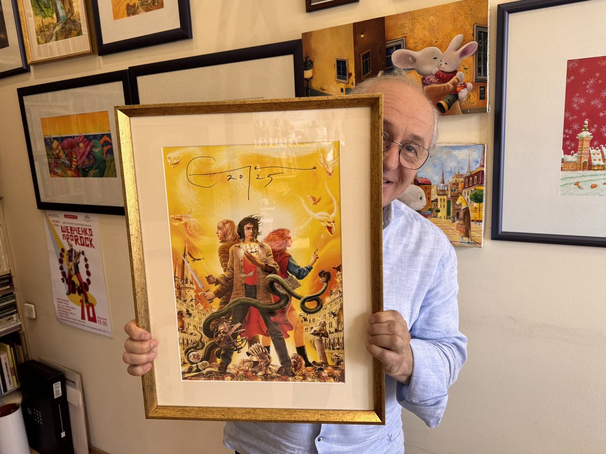 На потреби Сил оборони розігруємо унікальні лоти — одразу ТРИ картини «Гаррі Поттер» з автографом геніального Владислава Єрка!

До дня народження Владислава Єрка розігруємо за донат три репродукції обкладинки «Гаррі Поттер і смертельні реліквії» з автографом художника!
Усі три