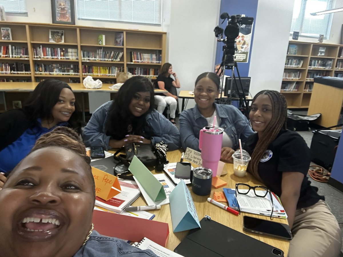 LewisDotti97413's tweet image. My Teacher Believes In Me video production at @CollegeParkES @FultonCoSchools