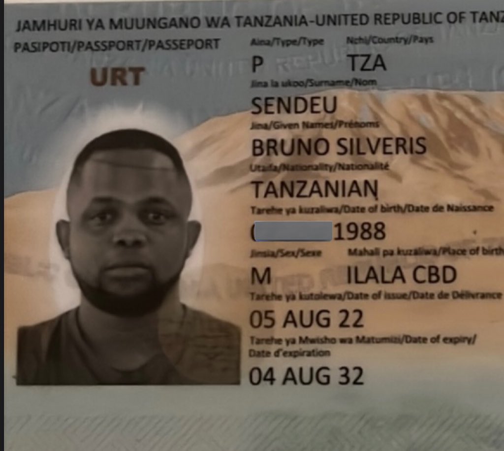 papa_banco's tweet image. Hi, Pls Retweet! 

Please help us find details of the whereabouts of the two individuals. They rented my place, missed rental payments, and on the day the she moved out without my presence, she took some of my furniture (the apartment was partially furnished) 

DM me