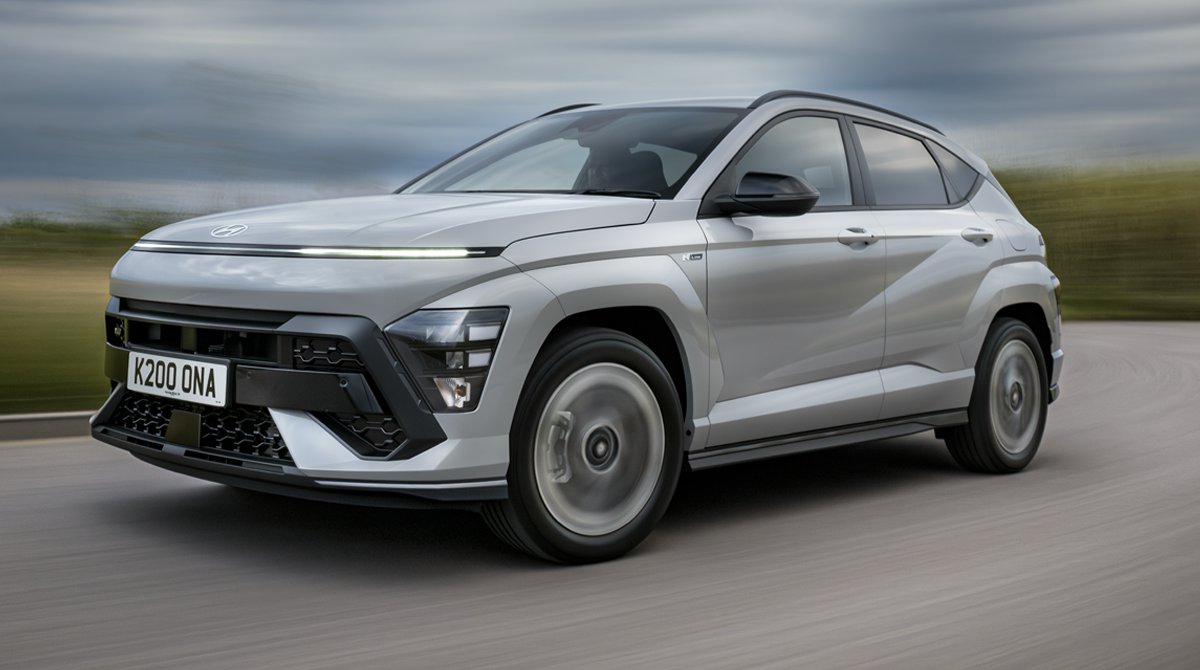 Auto Express tweet media