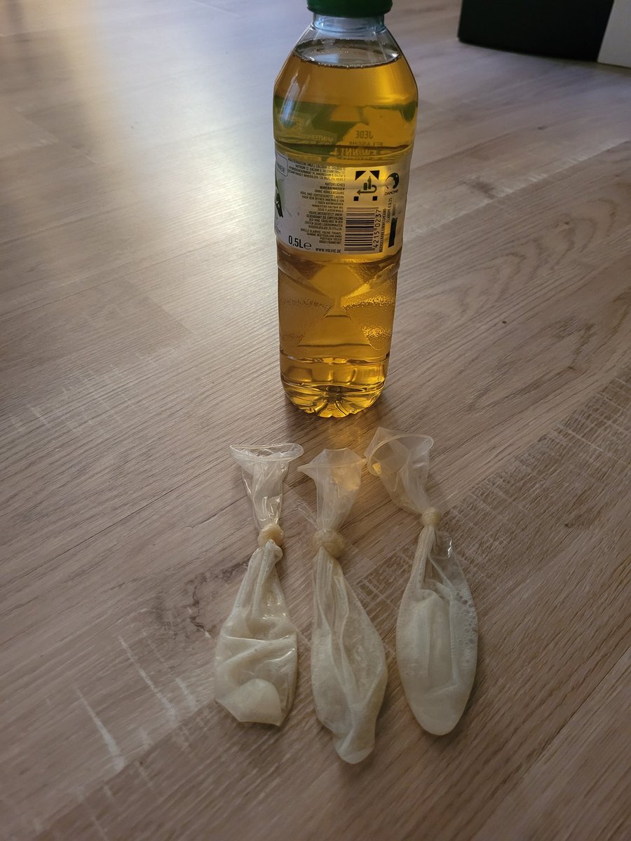 Und wieder ist ein Geschmackserlebnis auf dem Weg zu einem Liebhaber 😉
Lass es dir schmecken  😈
#alphasperma #alphakondon #sperma #pee #Pippi #Urin #naturgetreu #fickreste