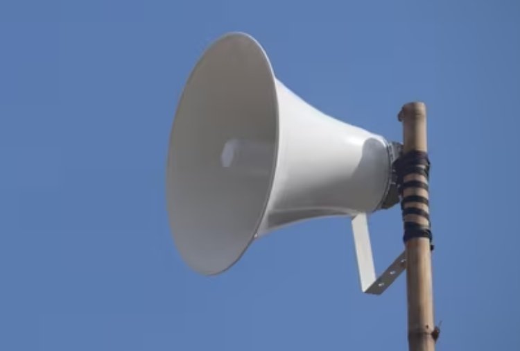 BIG BREAKING NEWS 🚨 Mumbai Police removes all loudspeakers from religious places across city.

Mumbai is now loudspeaker-free from all religious structures.

Several Mosques will now use Azaan app to relay call to prayers five times a day.

Police say they will ensure that
