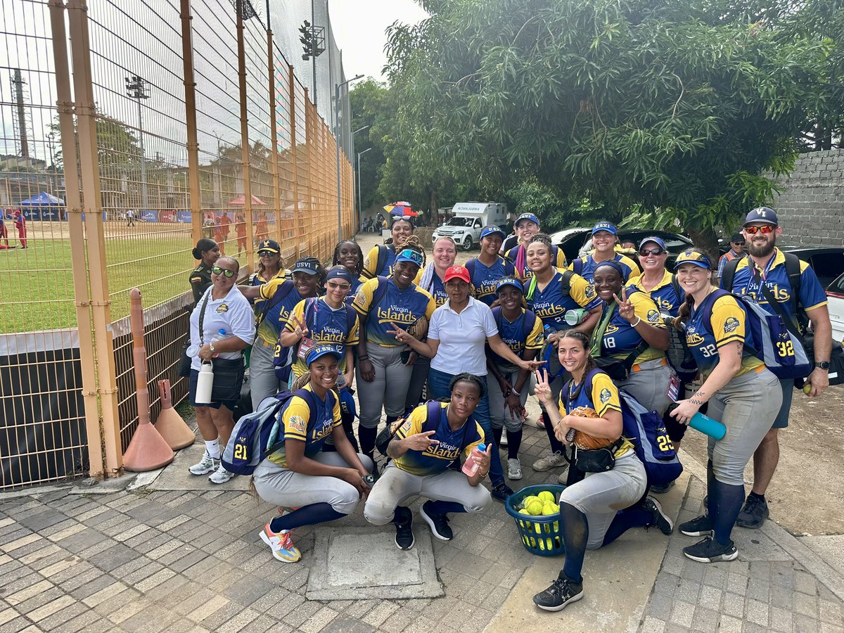 Day 4 in the books with a win against Chile 🇨🇱! We play Aruba 🇦🇼  today. 

WBSC America XI Pan American Women’s Championship in Monteria, Colombia!

🇻🇮🥎🇻🇮🥎🇻🇮🥎🇻🇮🥎🇻🇮🥎🇻🇮
🟣🐻⚫ 🟣🐻⚫🟣🐻⚫🟣🐻

#usvisoftball #BearClawsUp #softball