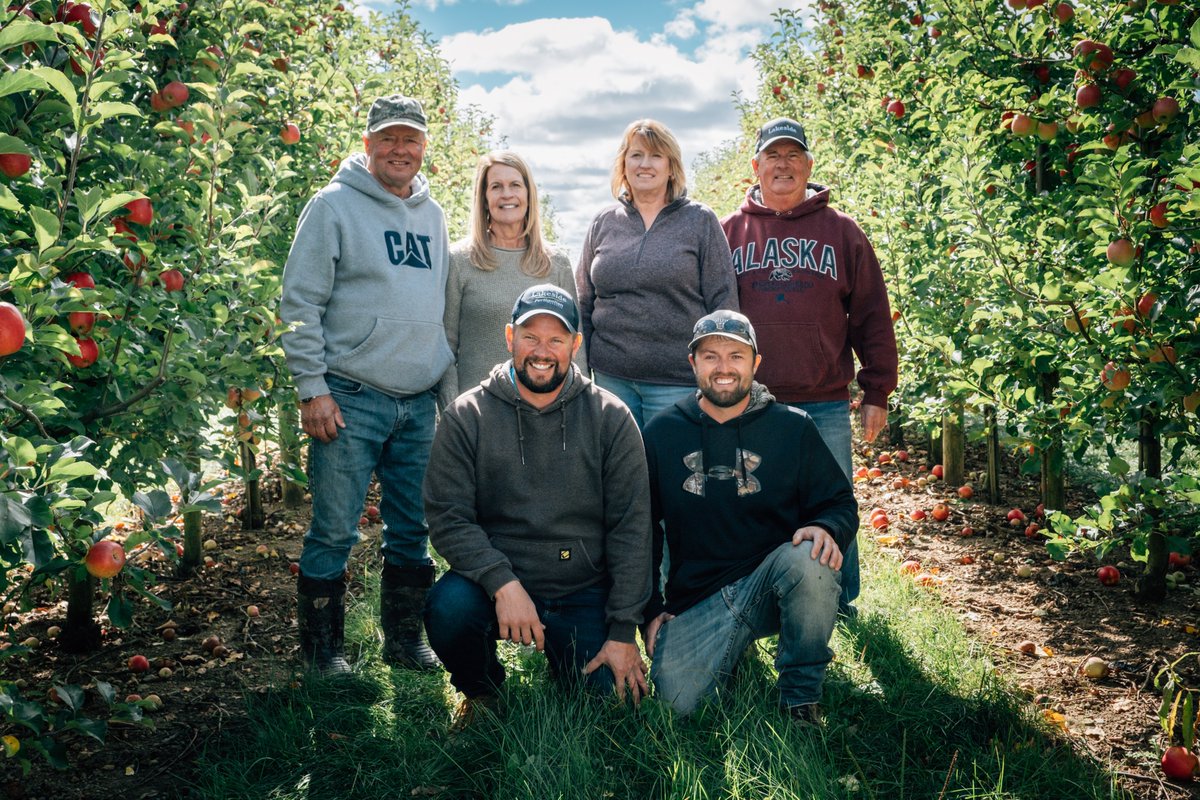Aujourd’hui, soyons fiers de nos membres, de nos clients et de nos employés d’un bout à l’autre du pays qui participent quotidiennement à fournir des produits de qualité et à nourrir les familles canadiennes avec passion et fierté!👏❤ Bonne fête du Canada!🍁