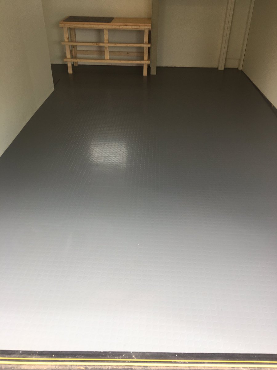 mjcfl00ring's tweet photo. @Polyflorltd Noppe Stud rubber tiles on @FBallUK smoothing compound & adhesive
https://t.co/OHO5Erptew
#norwich #flooring #norwichflooring #polyflor #teamfball #rubbertiles #norwichflooringcontractor #norwichfloors https://t.co/xCbrhUgj0Y
