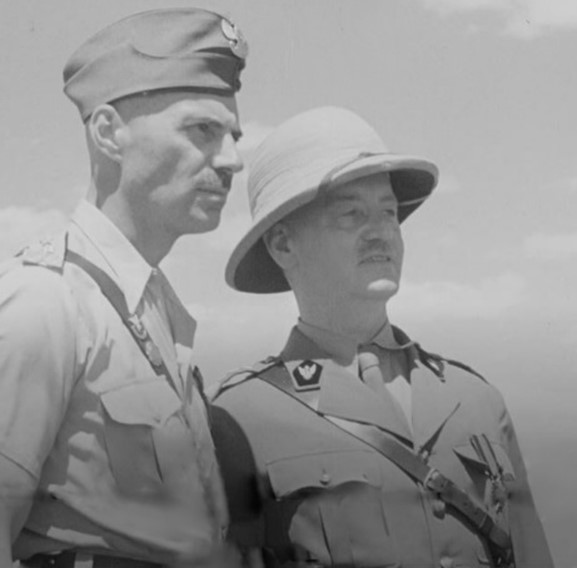 MJBudzinski's tweet image. June 1943 General Anders and General Sikorski in the Middle East. Just a few weeks later, General Sikorski perished.