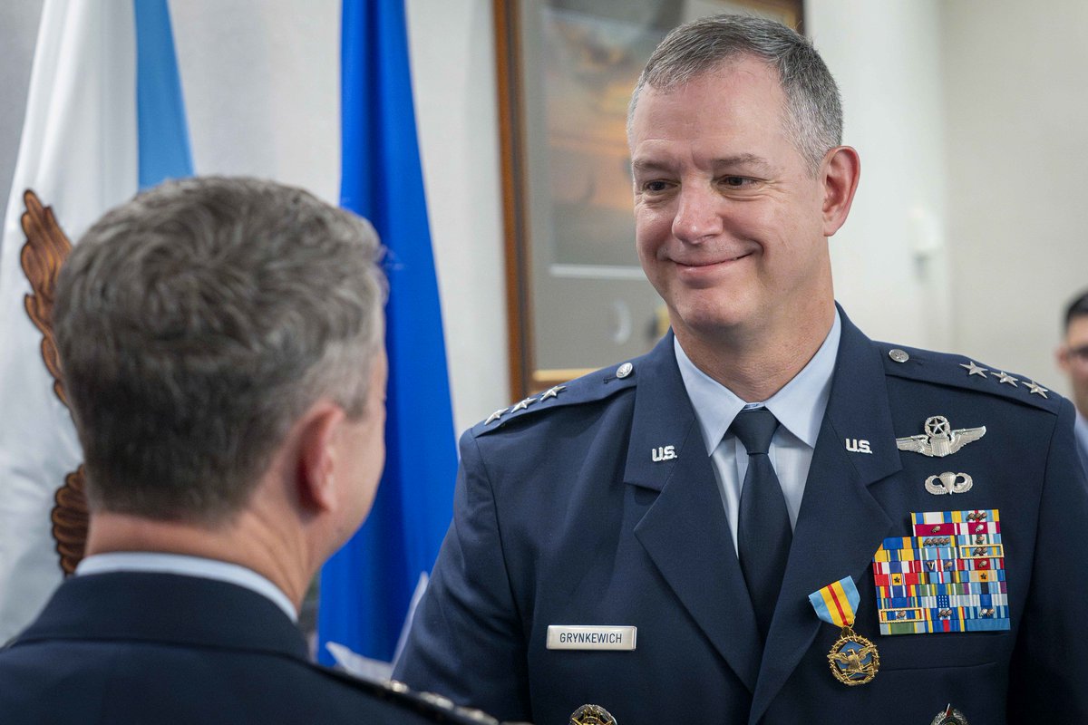 thejointstaff's tweet image. General Alexus G. Grynkewich is officially the new Commander of @US_EUCOM, the combatant command responsible for promoting peace and security across 51 countries and territories in and around #Europe.