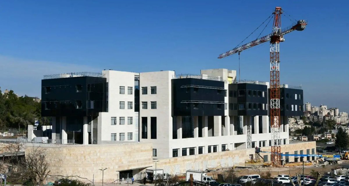 A Microcosm of Unity at Hadassah’s Gandel Rehabilitation Center 🇮🇱🤝 the Center serves as a powerful example of cooperation across religious &amp; cultural lines. Around 100 staff—half of whom are non-Jewish—work together seamlessly with a similar proportion of non-Jewish patients.