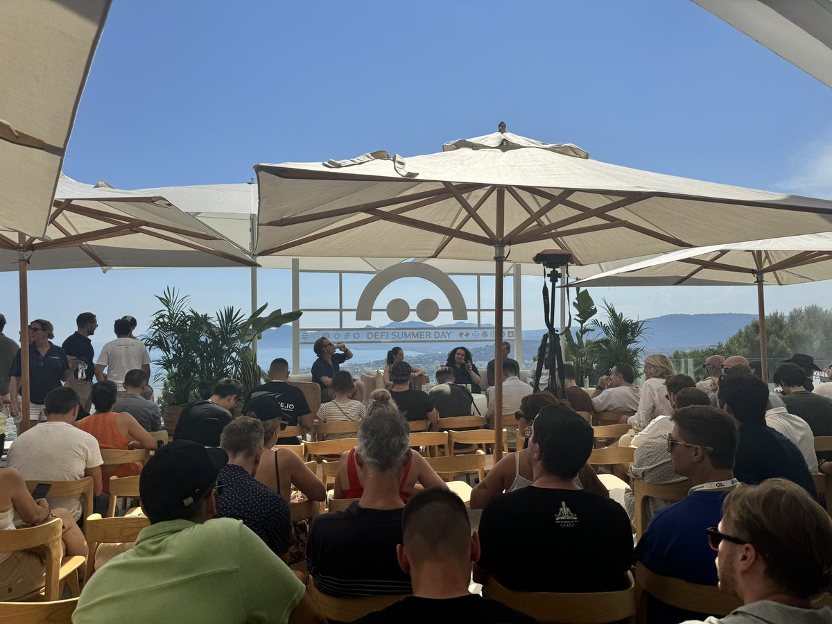 0xsuperkings's tweet image. Defi summer day in Cannes is getting hot! Meeting great defi traders and on-chain trading infras