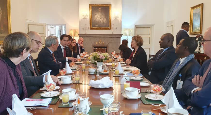 UK_AfricanUnion's tweet image. 🇬🇧Deputy Ambassador @LukeBullock was delighted to host @UNHumanRights Assistant Secretary-General Ilze Brands Kehris and international partners to discuss collaboration in support of @UN and @_AfricanUnion peace missions.
Thanks to 🇪🇺🇩🇰🇩🇪🇮🇪🇯🇵🇸🇮🇸🇪🇨🇭for their valued insights 🌍