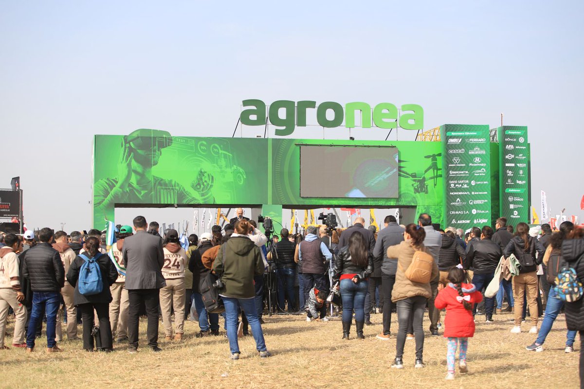 unneargentina's tweet photo. Se viene #AGRONEA 2025 y la #UNNE se prepara para mostrar su diversidad institucional 👩🌾🧑🌾
La Universidad Nacional del Nordeste marcará presencia con su stand institucional en la muestra agroindustrial ganadera y comercial más importante del norte argentino, que se realizará del 4 al 6 de julio en el predio ubicado en Ruta 89, km 72.5 a 5 kilómetros de Charata- Chaco.
Más detalles → https://t.co/71PVUbuTz6