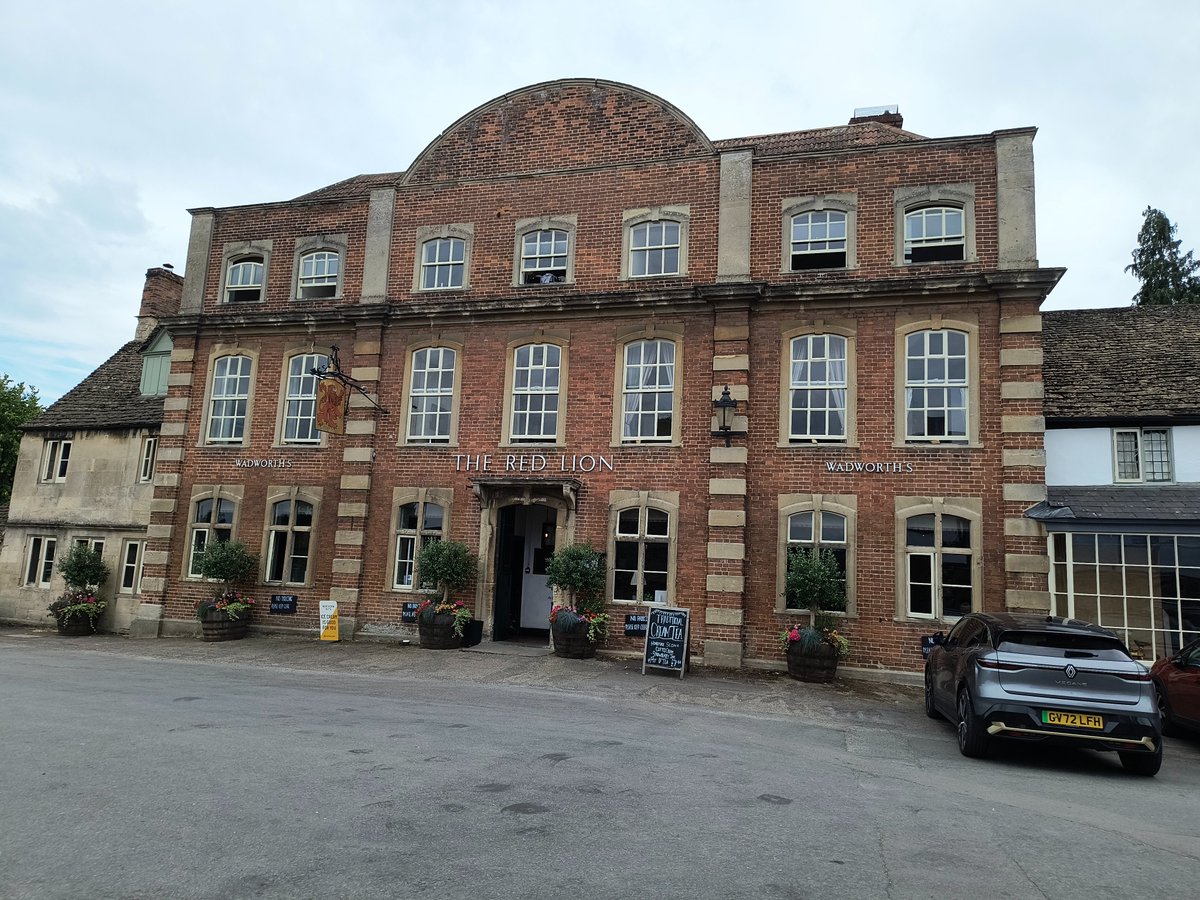 Lunch stop, Lacock...