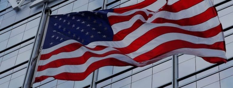 IwereNews's tweet image. 🚨BREAKING: US gov&apos;t cracks down on naturalized citizens! New Justice Dept memo directs attorneys to prioritize revoking citizenship for those who committed crimes or misrepresented info during naturalization process. 25 million citizens at risk #USCitizenship  #Denaturalization