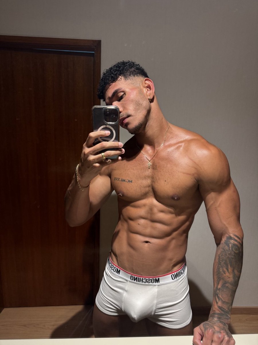 Mikefit tweet media