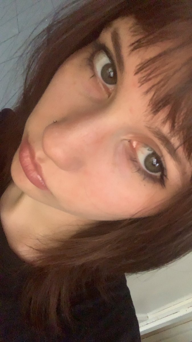 shotasalien's tweet image. not been on here for a while so hi i got my nostril peicred