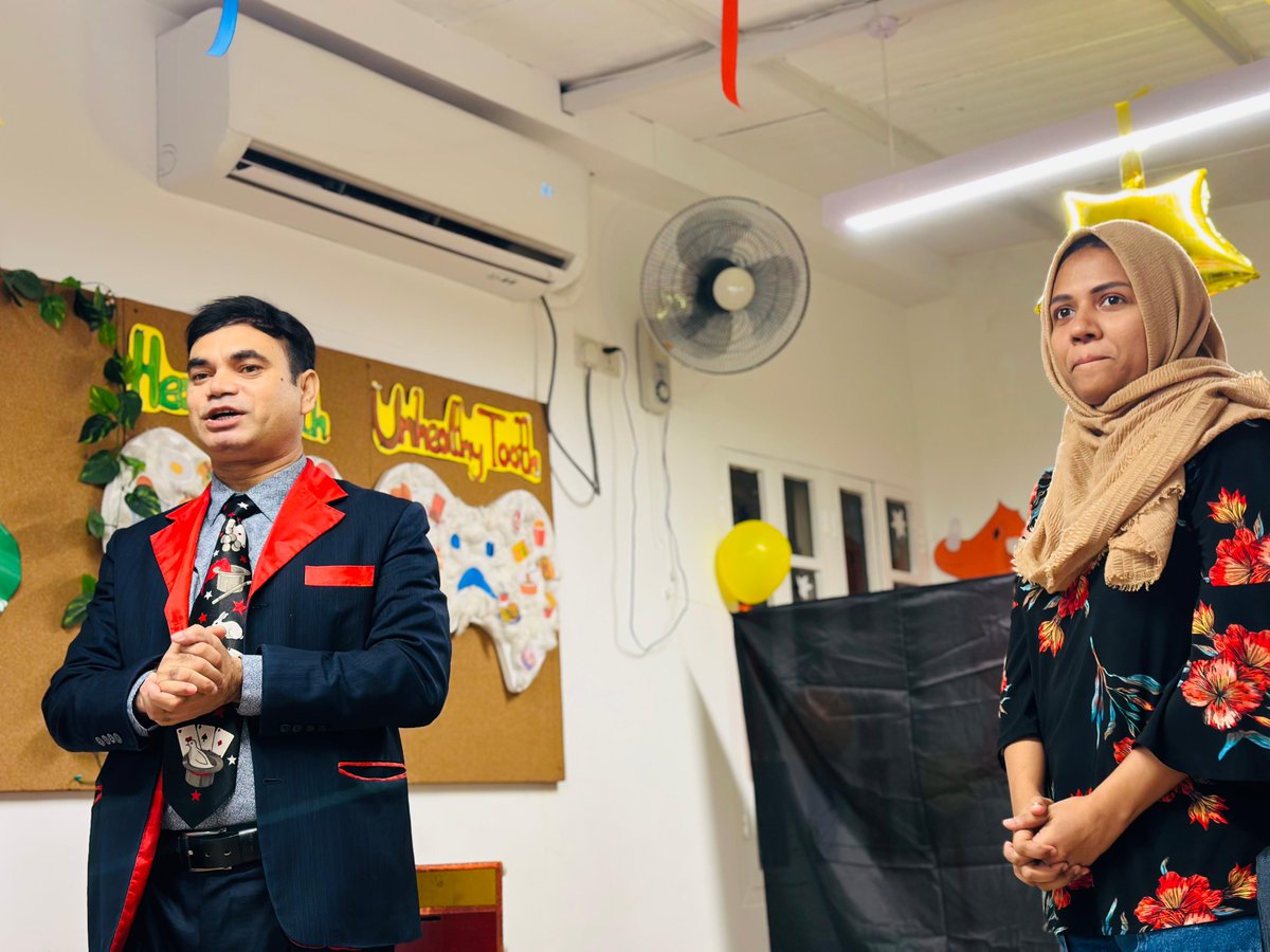 omarsharif81's tweet image. 🏫Class Party Magic Show🪄in Dhaka, Bangladesh🇧🇩.
🔍To know more search Google Images:- Class party Magic show of Omar Sharif/ Magician Dhaka/ Magician in Bangladesh/ Photo top Magic entertainer BD etc.
#Magic #Entertainer #Omar_Sharif #School_Party #Magic_Show #Dhaka_Bangladesh